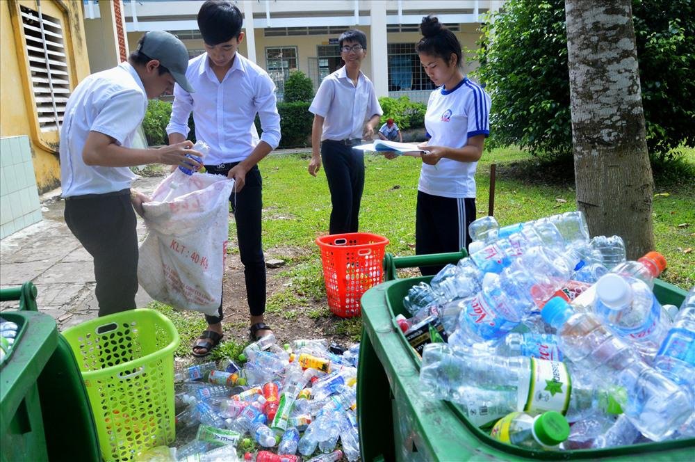 Dự án đổi nhựa tại trường học